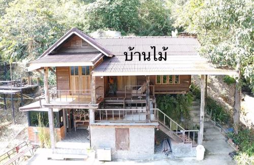 Mae Wang House | Chakerpor wood house