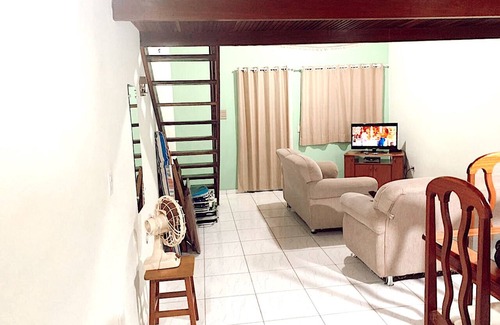 Caraguatatuba Ski Chalet | CHALÉ aconchegante c/PISCINA. Região SUPER arborizada