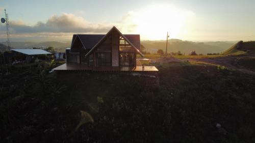 Bom Repouso Ski Chalet | Chalé Além do Horizonte
