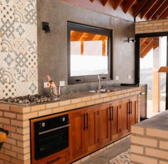 Bom Repouso Ski Chalet | Chalé Além do Horizonte