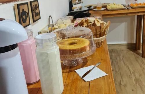 Sao Jose dos Campos Boat Rental | Chalé Barco Recanto Buscapé SFX