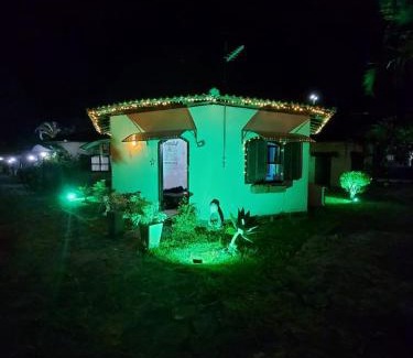 Rio das Ostras House | Chalé com 2 quartos a Beira Mar