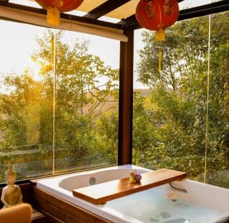 Tres Coroas Apartment | Chalé com Hidromassagem Próximo ao Templo Budista