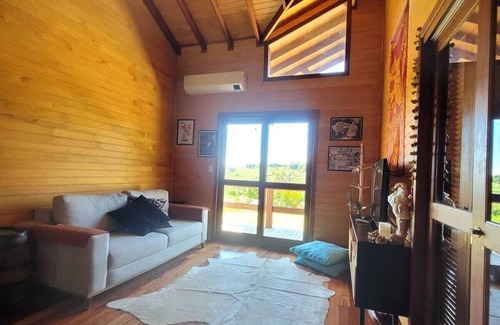 Pinto Bandeira Ski Chalet | Chalé com Linda Vista Para Vinhedo/vale das Antas
