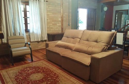 Santo Antonio do Pinhal Ski Chalet | Chalé da Bel