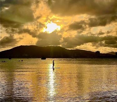 Praia da Armacao do Itapocoroi Ski Chalet | Chalé frente mar único em área privativa 1200 m2