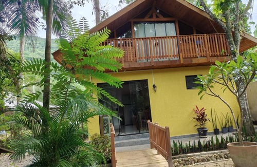 Varzea Ski Chalet | Chalé Girassol