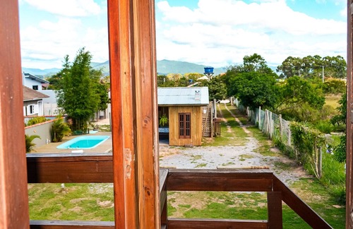 Praia do Rosa Ski Chalet | Chalé incrível com Wi-Fi e piscina em Imbituba/SC