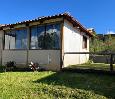 Lavras Novas Ski Chalet | Chalé Lírio do Campo