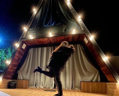 Aguas de Lindoia Ski Chalet | Chalé Na coruja e Chalé Encanto com BANHEIRA com AQUECEDOR e hidromassagem 7,5km centro Águas com COM CAFÉ, internet Starlink