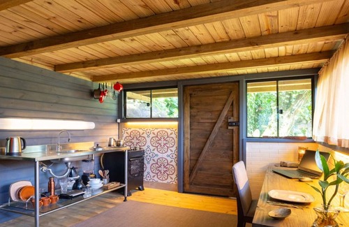 Garuva Ski Chalet | Chalé na Mata Atlântica com rio e imersão natural