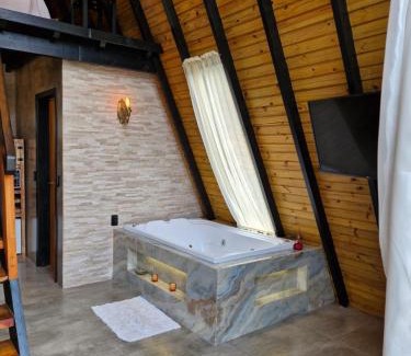 Palhoca Ski Chalet | Chalé para casais Fazenda Serramar