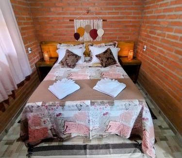 Joanopolis House | Chalé para casal com Lareira Chalé Santana 1