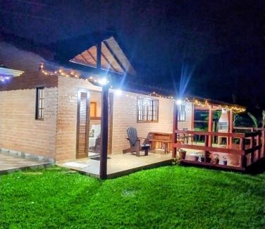Joanopolis House | Chalé para casal na Mantiqueira chalé Santana 2