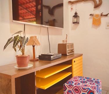 Cavalcante House | Chalé Pequi, Romântico e espaçoso, com ar cond conforto e aconchego