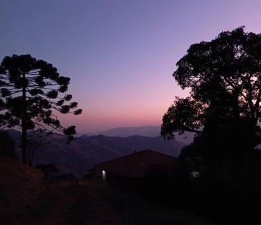 Sao Bento do Sapucai Ski Chalet | Chalé Vale do Coimbra