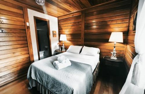 Itaipava Ski Chalet | Chalé vista para Mata Itaipava