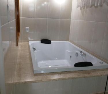 Centro Cabin | Chalés do Pardal