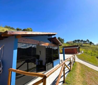 Santo Antonio do Pinhal Ski Chalet | Chalés Mil Mudas da Mantiqueira - Hidro dupla, lareira interna e vista espetacular