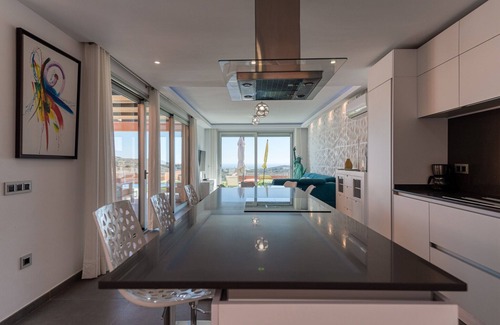 Salobre Ski Chalet | Chalet in Maspalomas with Heated Pool