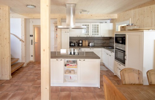 Sankt Lorenzen ob Murau Ski Chalet | Chalet # 48 with 4 Bedrooms, sauna & swim spa