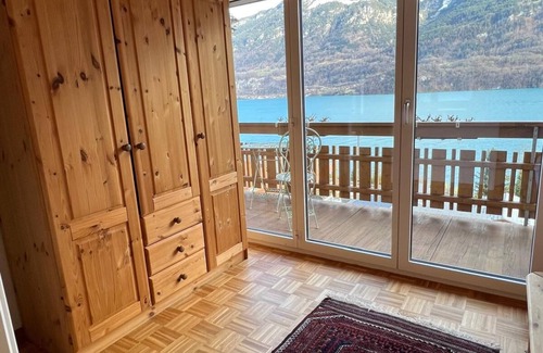 Niederried bei Interlaken Ski Chalet | Chalet-Alpine & Lake View-4 bedroom, sleeps 8-Niederried bei Interlaken