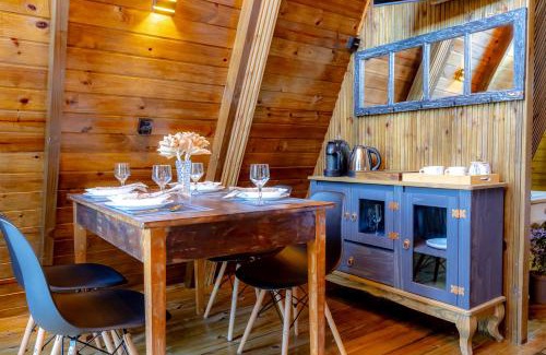 Joinville Ski Chalet | Chale confortavel com pisc,WiFi, garagem e jacuzzi