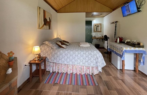 Visconde de Maua Ski Chalet | Chale do Francisco02 350 meters from the center of Maringá RJ in Serra