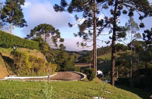 Cunha Cabin | Chale na natureza dentro pousada pedacinho do ceu