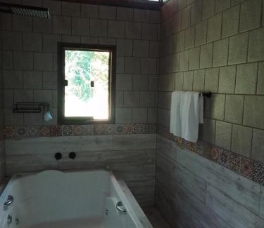 Costas Cabin | chale opucv