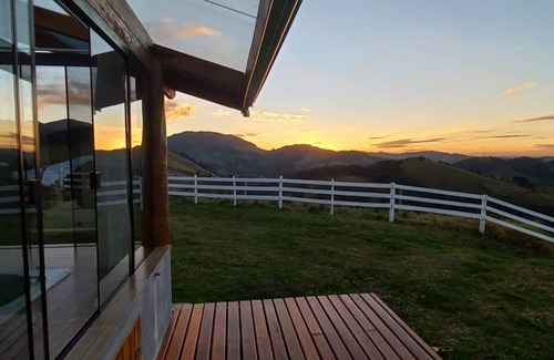 Costas Ski Chalet | Chales Conforto Mineiro