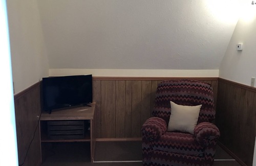 Gamaliel Ski Chalet | Chalet 1 Deer Run - 2 Bedroom Chalet in Norfork Lake Ozark Mountain Lodge
