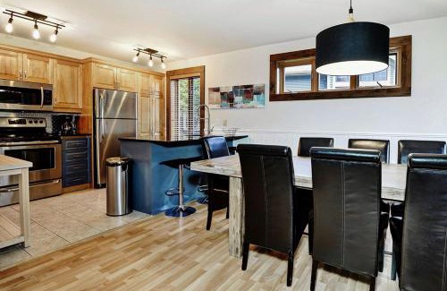 Stoneham Ski Chalet | Chalet- 21 Chemin des Skieurs