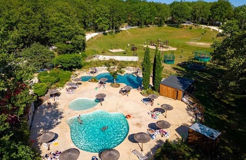 Saint-Cirq-Lapopie Ski Chalet | Chalet 3 étoiles - Piscine - efchcg
