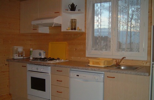 Chapdes-Beaufort Ski Chalet | Chalet 3 Chambres, 7 Personnes, Très Grand Terrain, Calme et Verdure