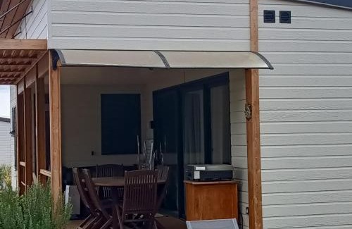 Pomerols Ski Chalet | Chalet 3 chambres avec piscines chauffées et accès plage à 9km - FR-1-783-24