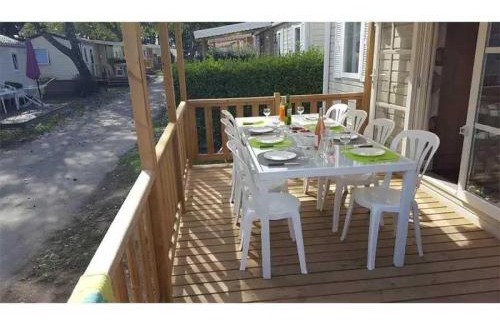 Monceaux-sur-Dordogne Other | Chalet 4 étoiles - Piscine - ef0c00