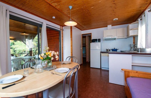 Saint-Amans-des-Cots Ski Chalet | Chalet 4/6 pers. au Camping de La Vernhe
