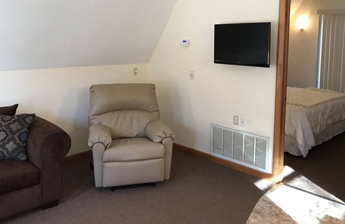 Gamaliel Ski Chalet | Chalet 4 - Honeymoon Cottage in Norfork Lake Ozark Mountain Lodge
