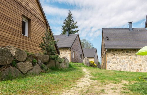 Aumont-Aubrac House | Chalet 6-8 pers à Aumont-Aubrac - LZV038C1