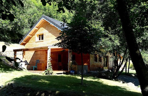 Corancy Ski Chalet | Chalet * 6/8 people on the edge of Pannecière lake, near Chaumard