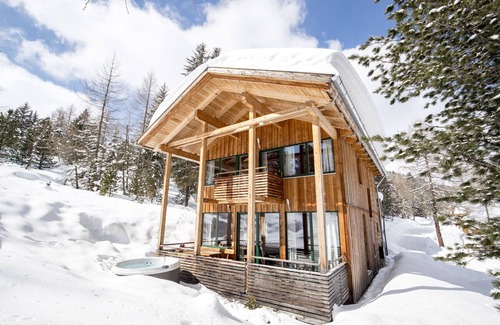 Turracher Hohe Ski Chalet | Chalet #7 with IR-sauna & outdoor whirlpool