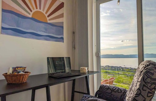 Cap-Saint-Ignace Ski Chalet | Chalet #8 Waterfront | Spa | Fireplace | Wifi | AC