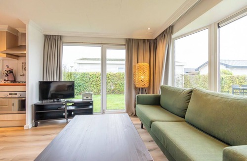 Sint-Annaland Resort | Chalet 80 - Two Bedroom Resort, Sleeps 4