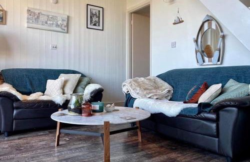 Martin Ski Chalet | Chalet 95, Kingsdown Park