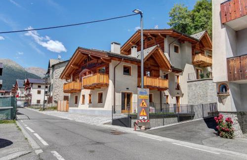 Isolaccia Ski Chalet | Chalet Adelina