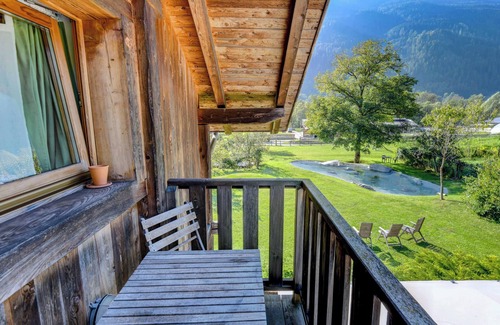Giustino Ski Chalet | Chalet 'Agriturismo Casa Al Campo' with Mountain View, Private Pool and Wi-Fi
