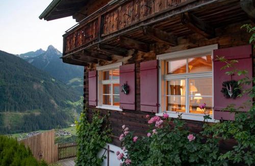 Schruns Ski Chalet | Chalet "Altes Schulhaus"