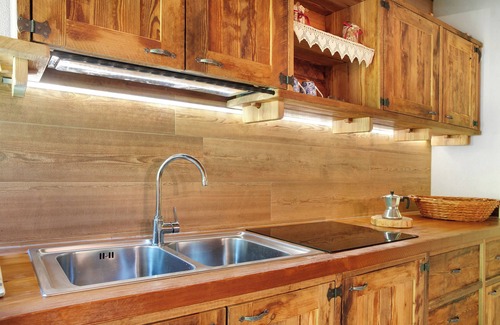 Monno Ski Chalet | Chalet 'Appartamento' with Mountain View, Private Garden and Balcony