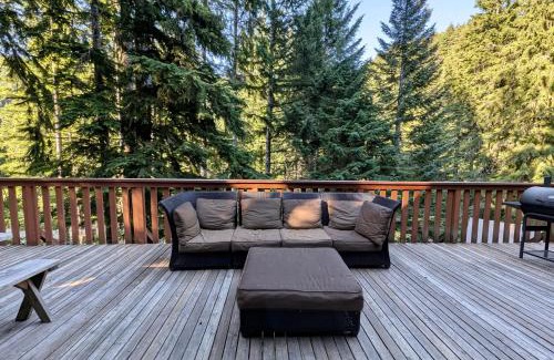 Ashford Other | Chalet at Rainier Lodge (0.4 miles from the entrance)